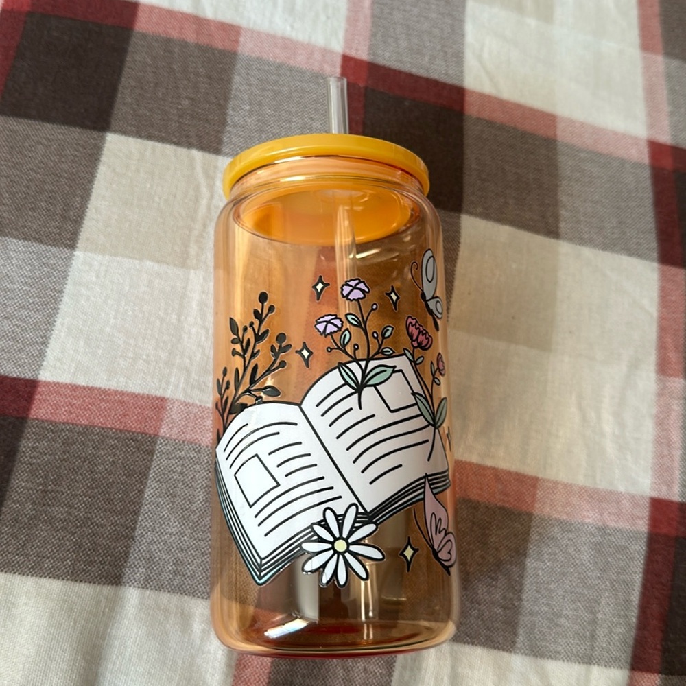 Glass tumbler